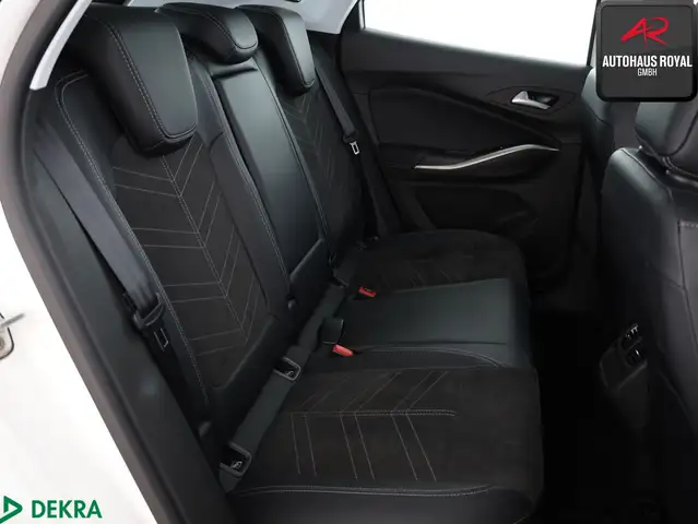 Opel Grandland X view 10