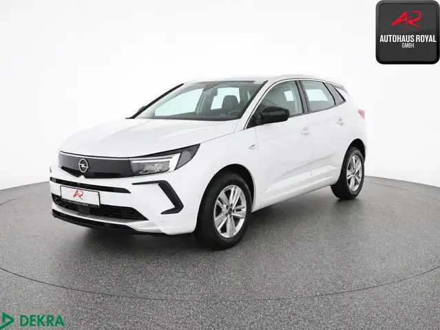 2024 Opel Grandland X in White for sale