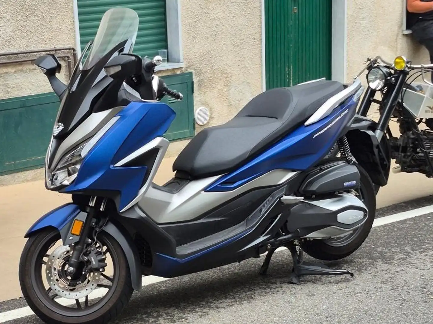 Honda Forza 350 Blu/Azzurro - 1