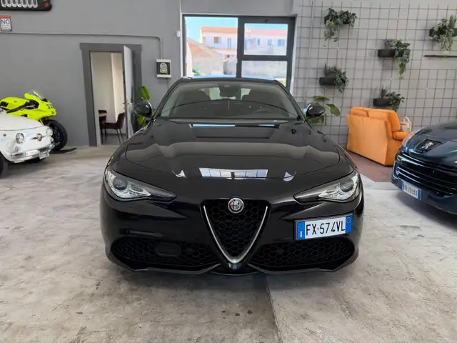 Alfa Romeo Giulia Giulia 2016 2.2 t Super 180cv auto