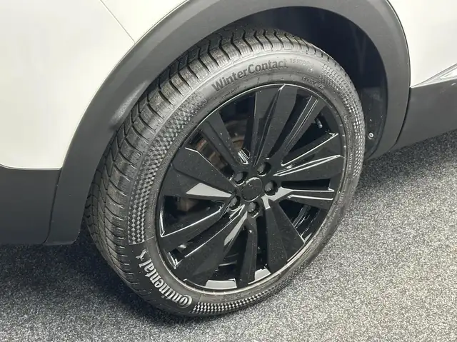 Peugeot 3008 view 11