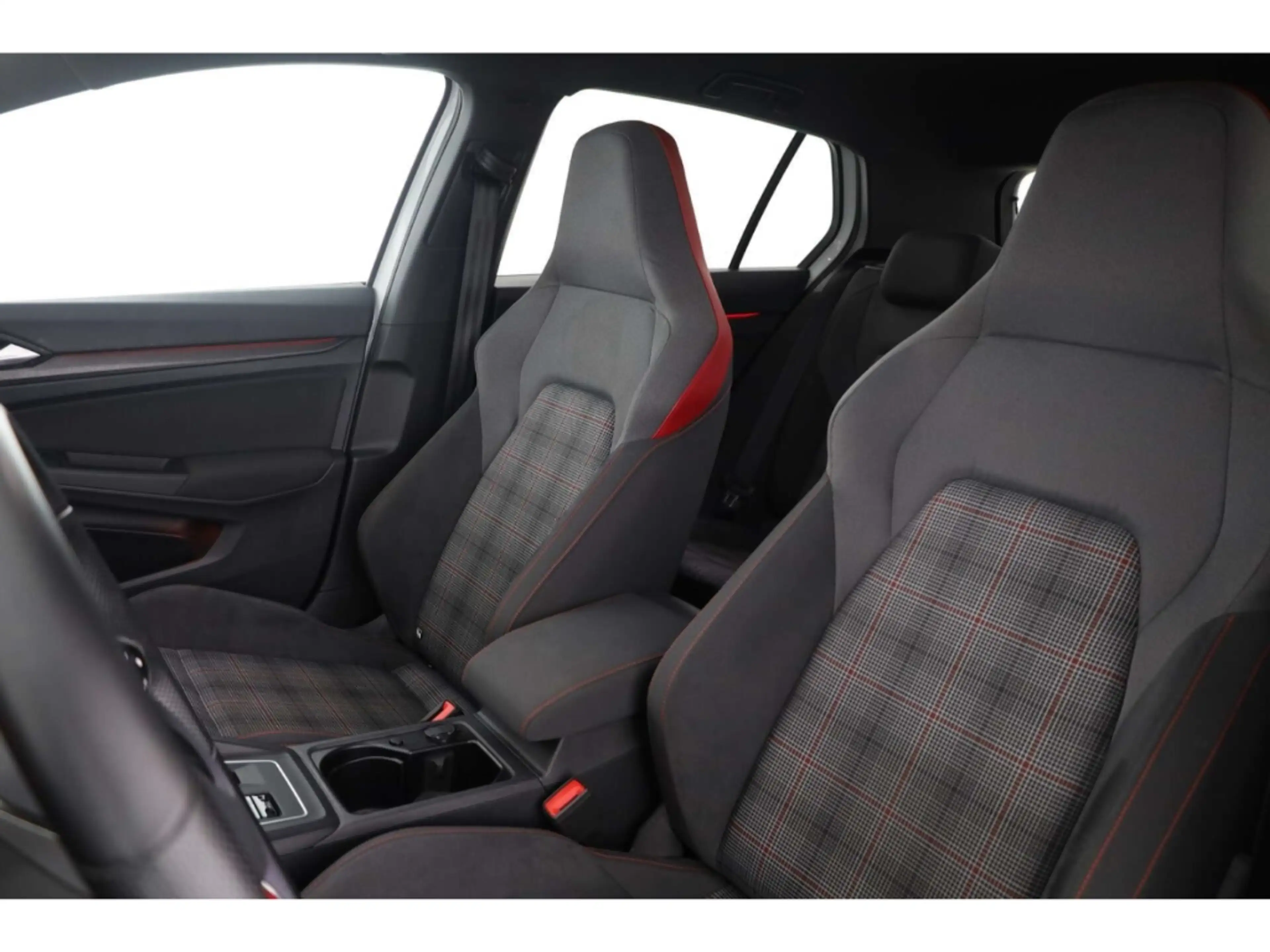 Volkswagen Golf GTI 2.0 TSI DSG NAV/Kamera/keyless/ACC/18'' — photo 10