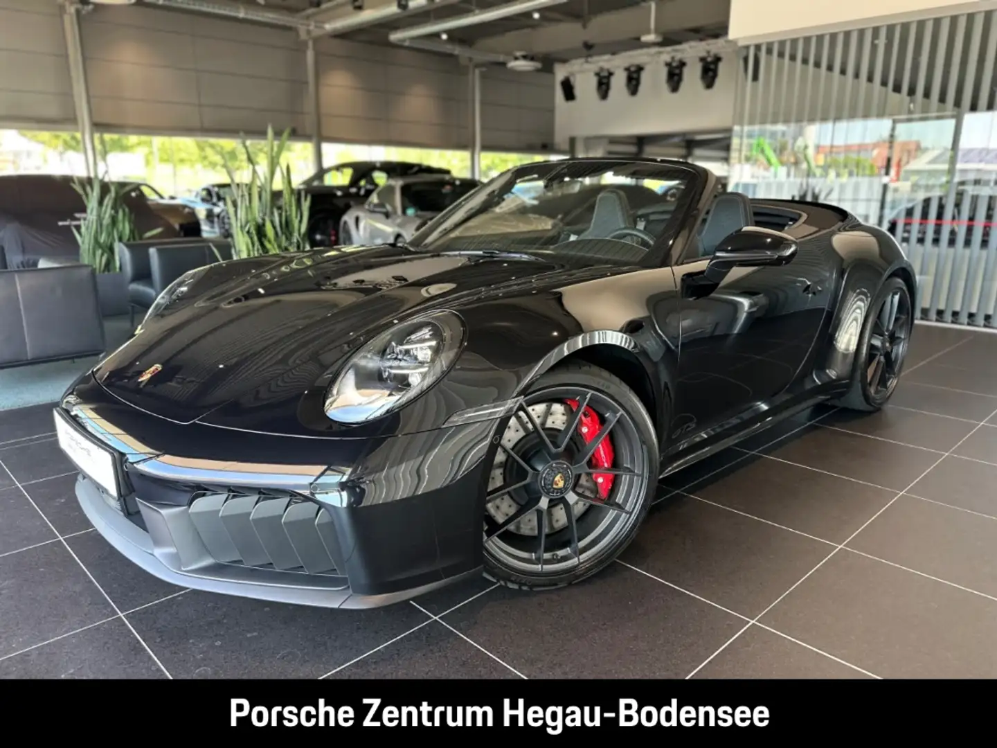 Porsche 992 (911) Carrera GTS Cabriolet/SportDesign/InnoDrive/ Schwarz - 1