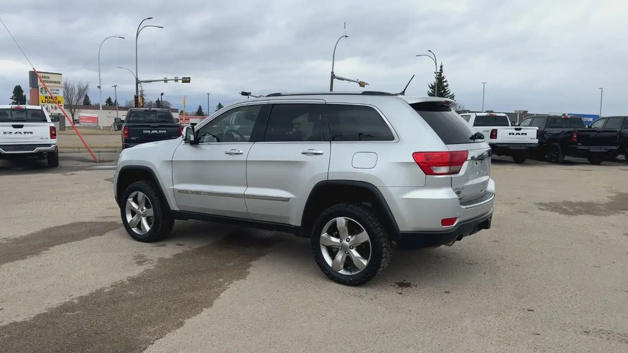 Jeep Grand Cherokee снимка Jeep Grand Cherokee