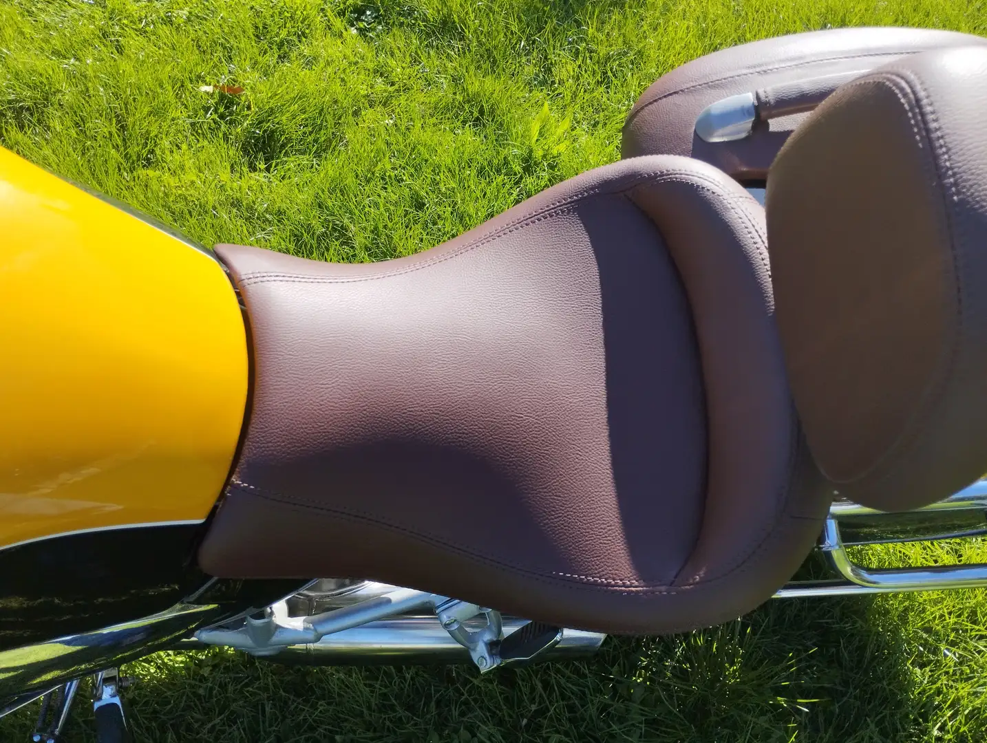 BMW R 1200 C Independent Amarillo - 1