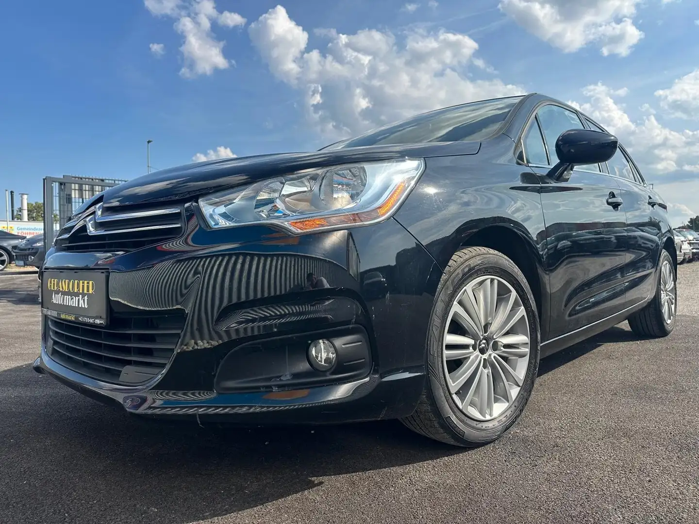 Citroen C4 C4 1,4 VTi 95 Jubiläums Collection Schwarz - 2