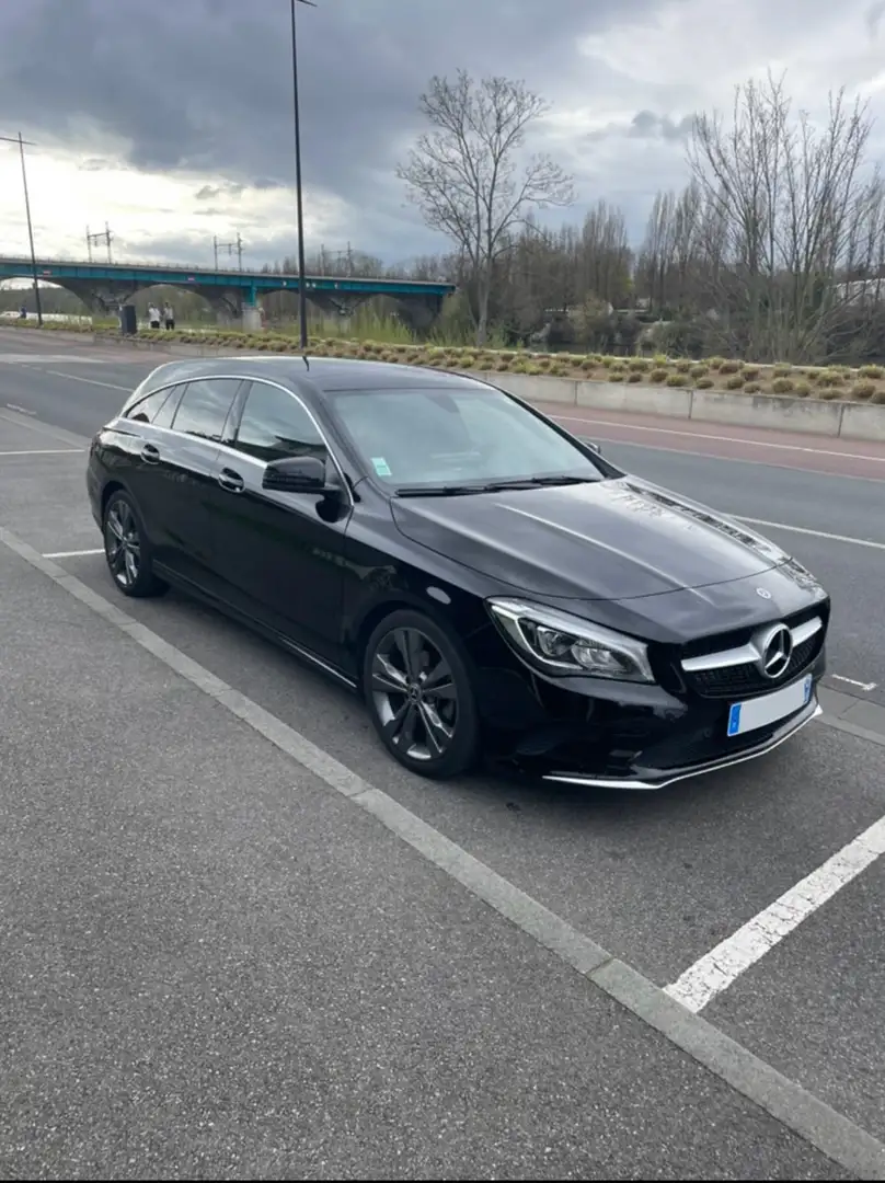 Mercedes-Benz CLA 180 Shooting Brake 7G-DCT Sensation - 2