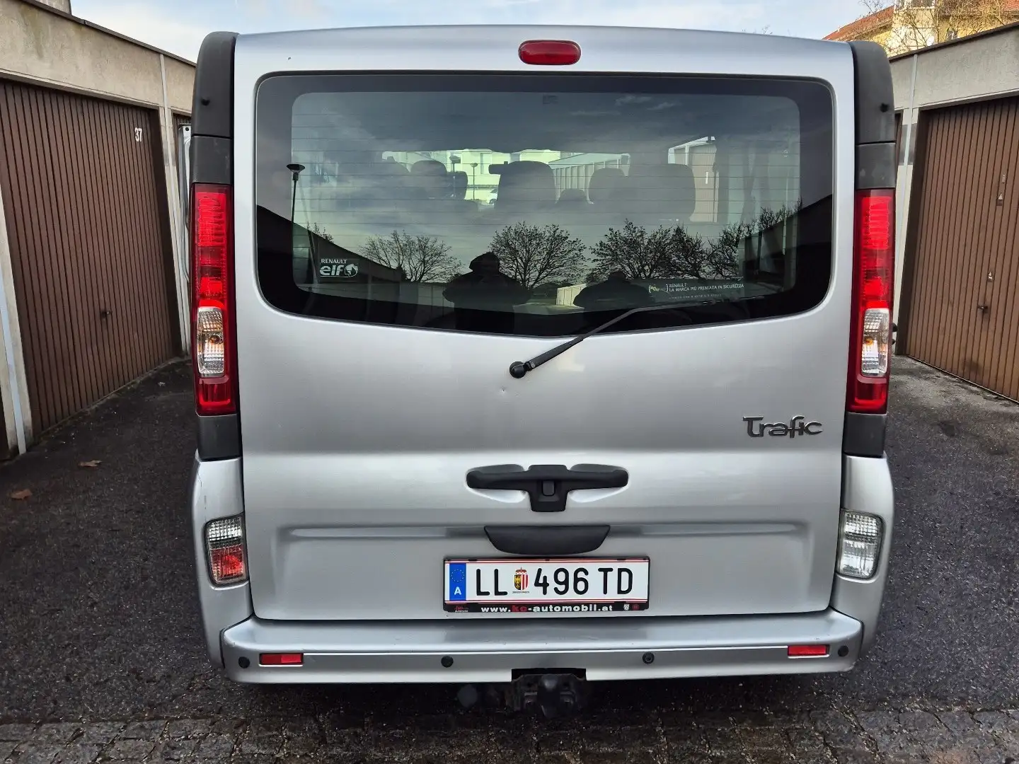 Renault Trafic Generation 2,0 dCi 115 DPF - 2