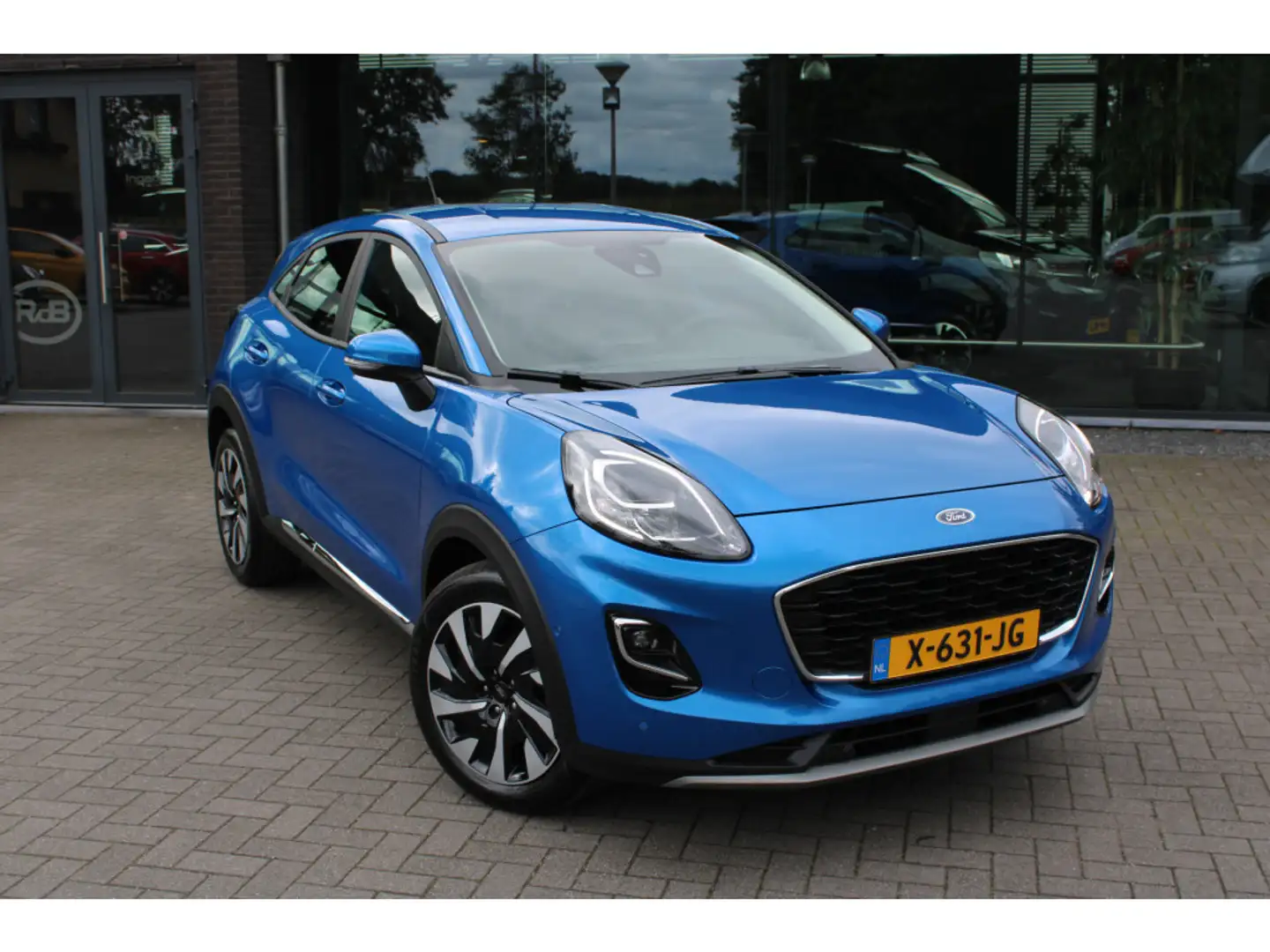 Ford Puma 1.0 EcoBoost Hybrid Titanium Blauw - 1