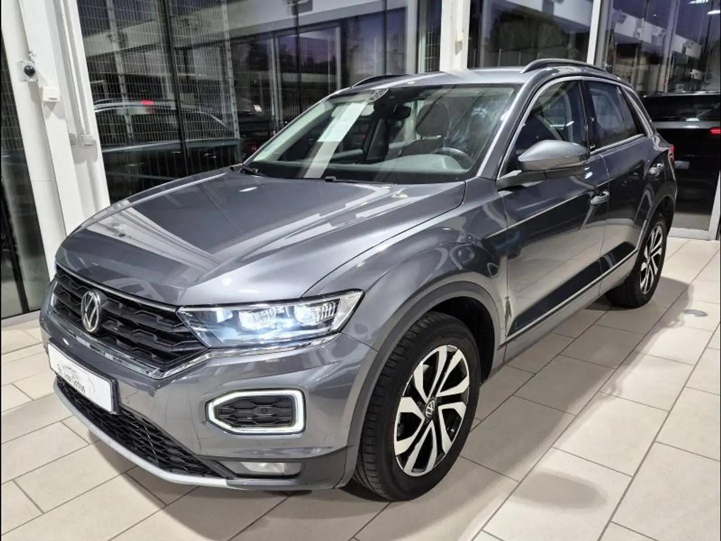 Volkswagen T-Roc 1.0 TSI 110 BVM6  ACTIVE Gris - 1