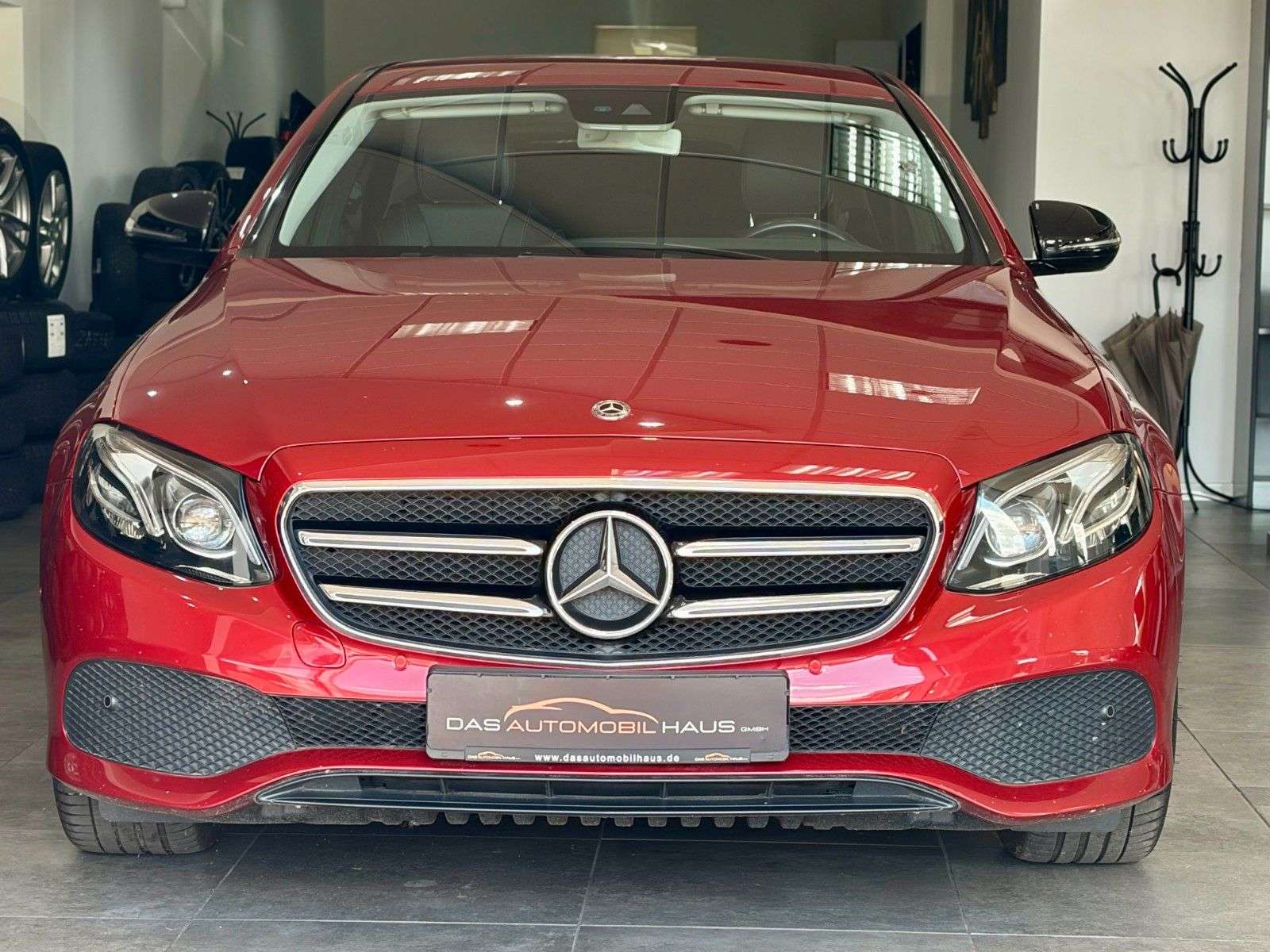 Mercedes-Benz E 200