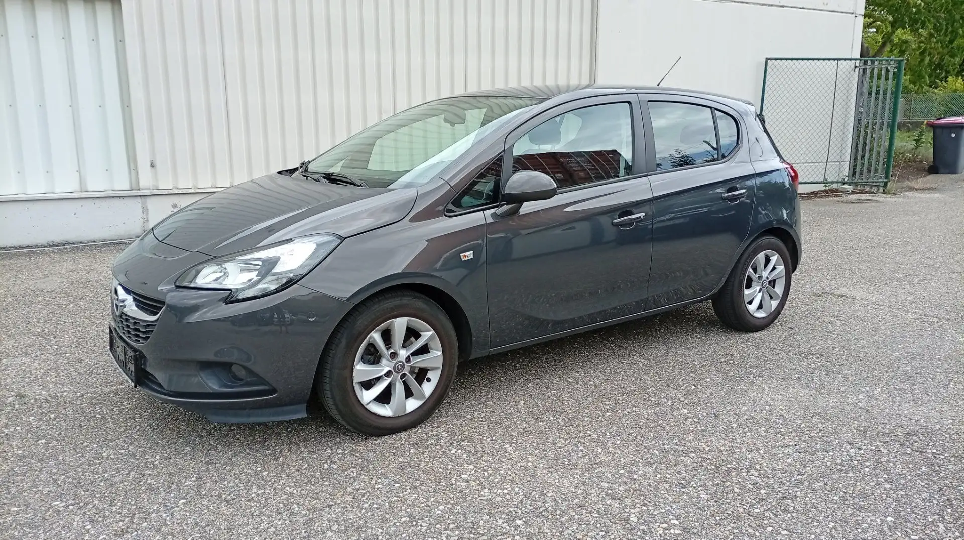 Opel Corsa E 1.0 Turbo Österreich Edition (EURO 6d-TEMP Grau - 1