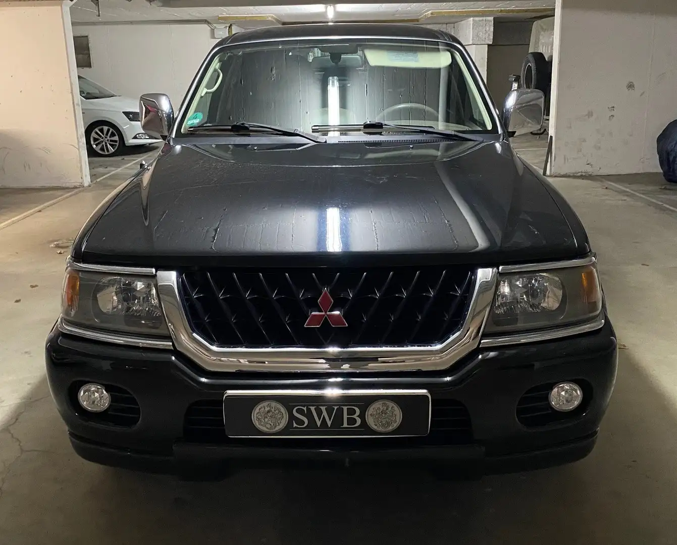Mitsubishi Pajero Sport Pajero Sport 3.0 V6 GLS Schwarz - 1