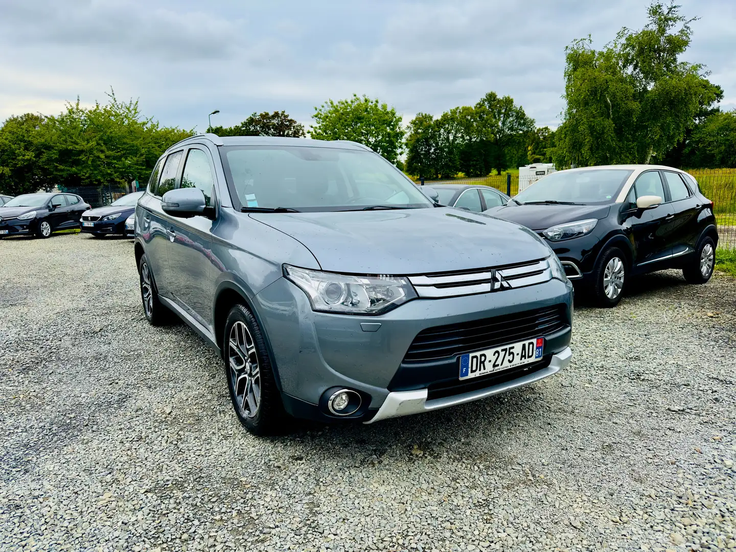 Mitsubishi Outlander 2.2 DI-D 150 4WD Instyle A Gris - 1