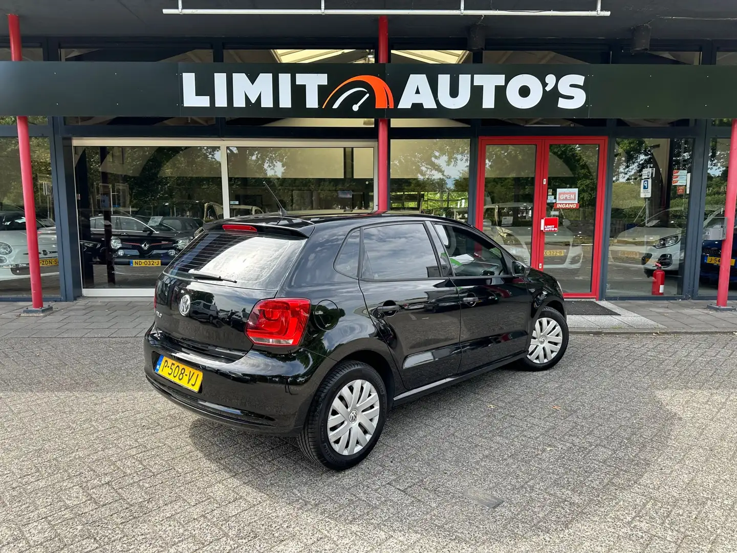 Volkswagen Polo 1.2 Easyline Airco/Cruise/El.ramen/5drs/Apk Schwarz - 2