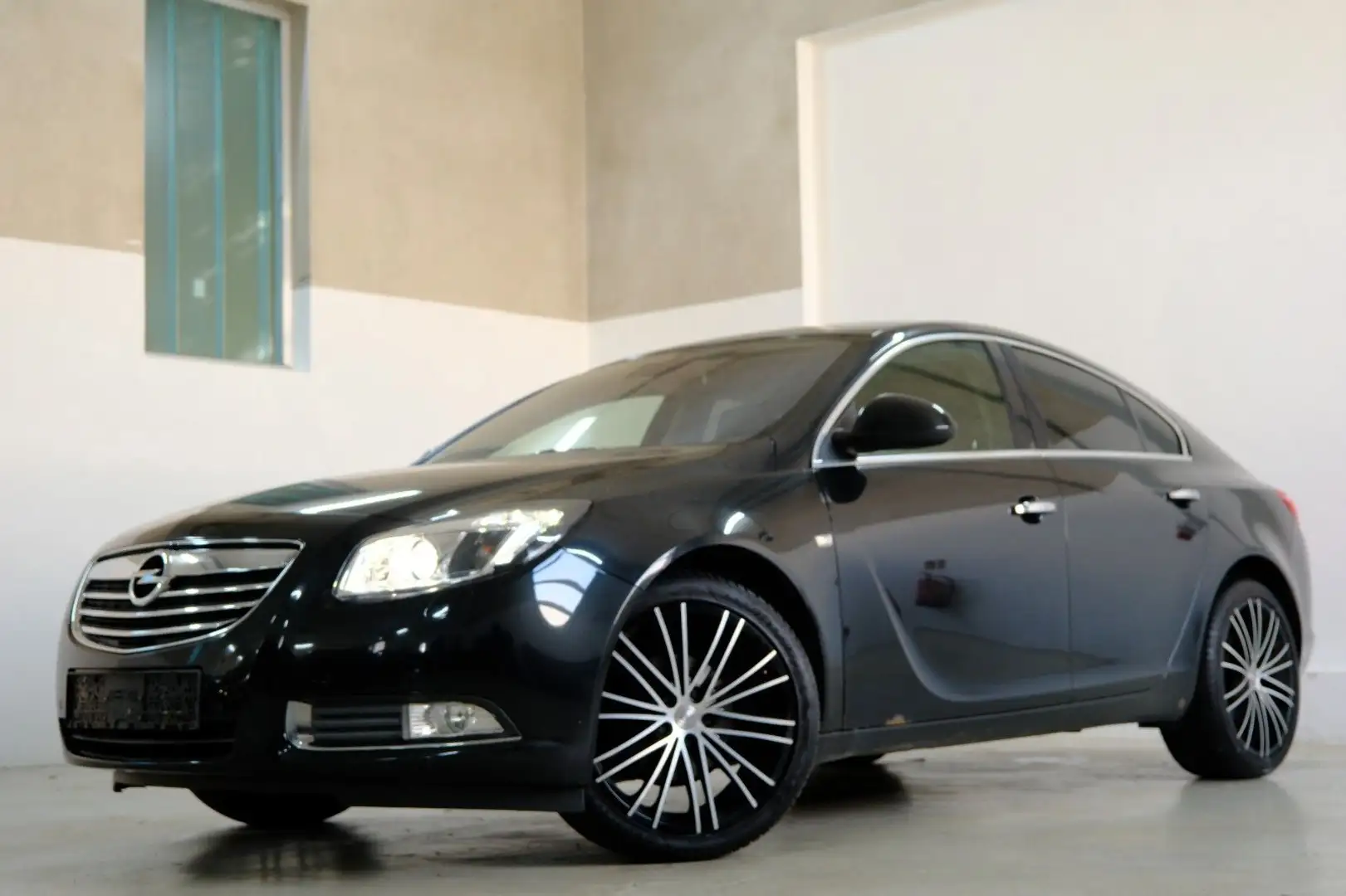Opel Insignia 2,0 CDTI Lim. Innovation/Navi Schwarz - 1