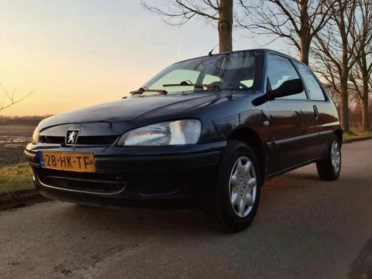 Peugeot 106 106 1.1 XT Azul - 1