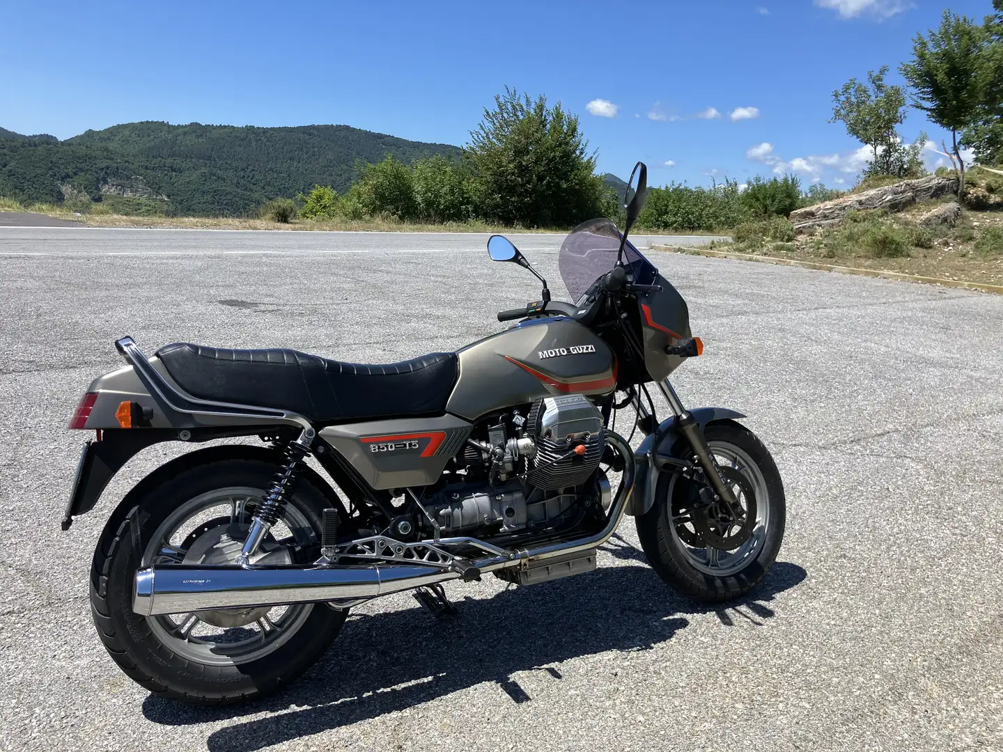 Moto Guzzi 850 T Moto Guzzi 850 T5 - 1
