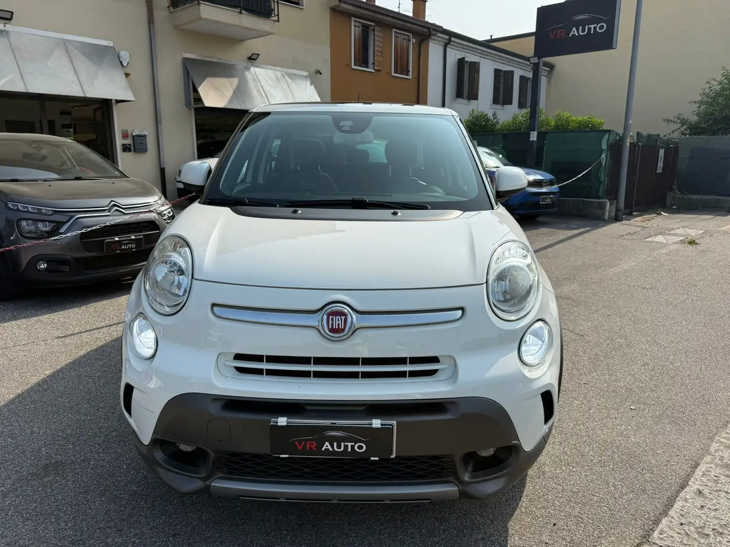 Fiat 500L AUTOM. 1.3 mjt Lounge 85cv TETTO PANORAMICO Білий - 2