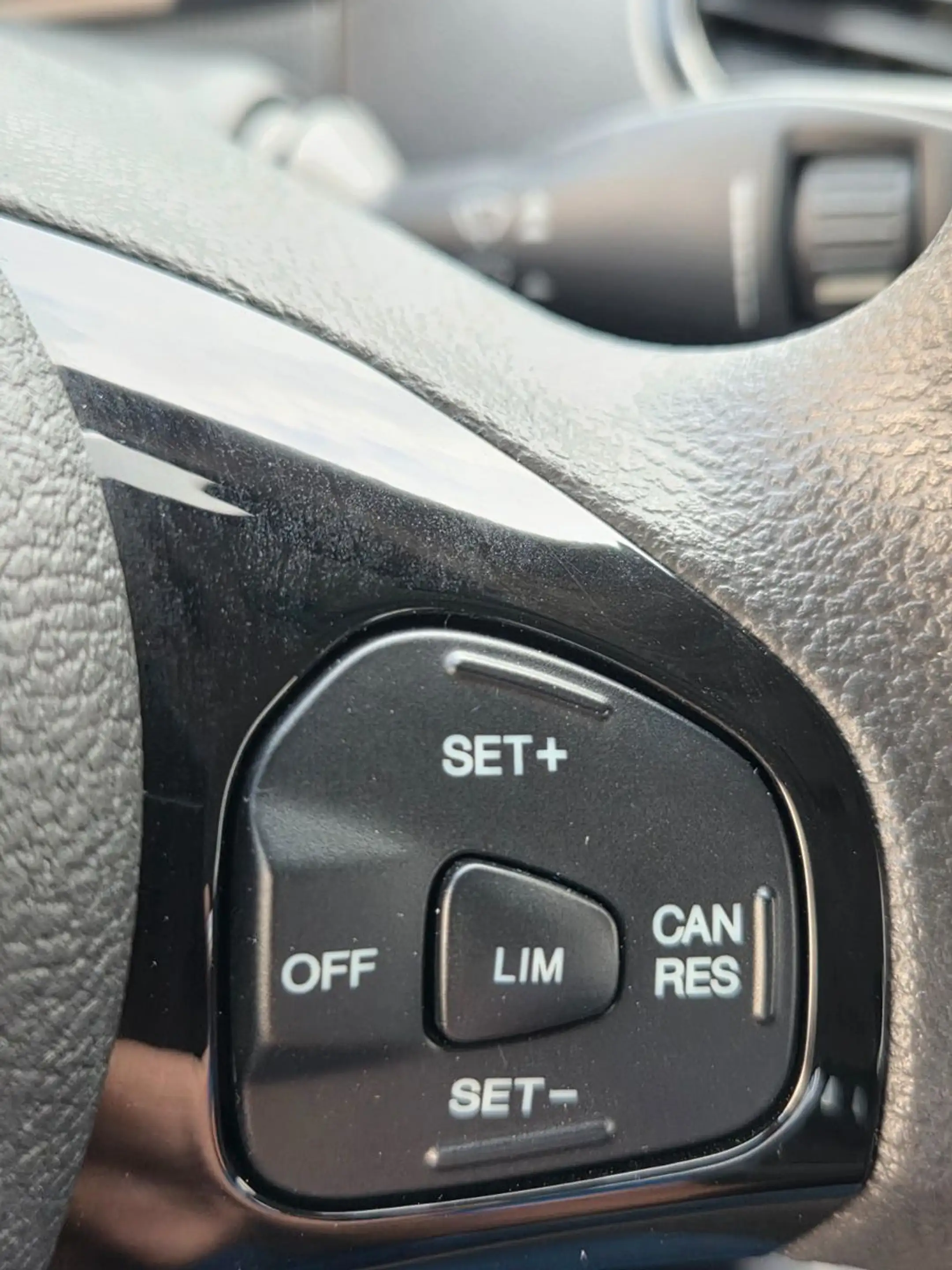 Ford Ka/Ka+ KA+ Cool & Connect Scheckheftgepflegt — photo 32