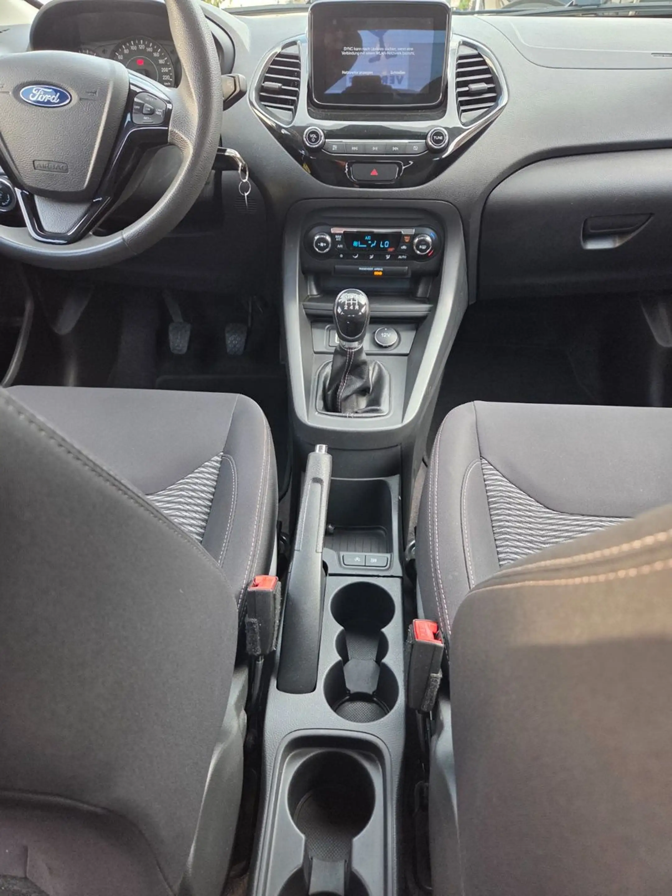 Ford Ka/Ka+ KA+ Cool & Connect Scheckheftgepflegt — photo 21