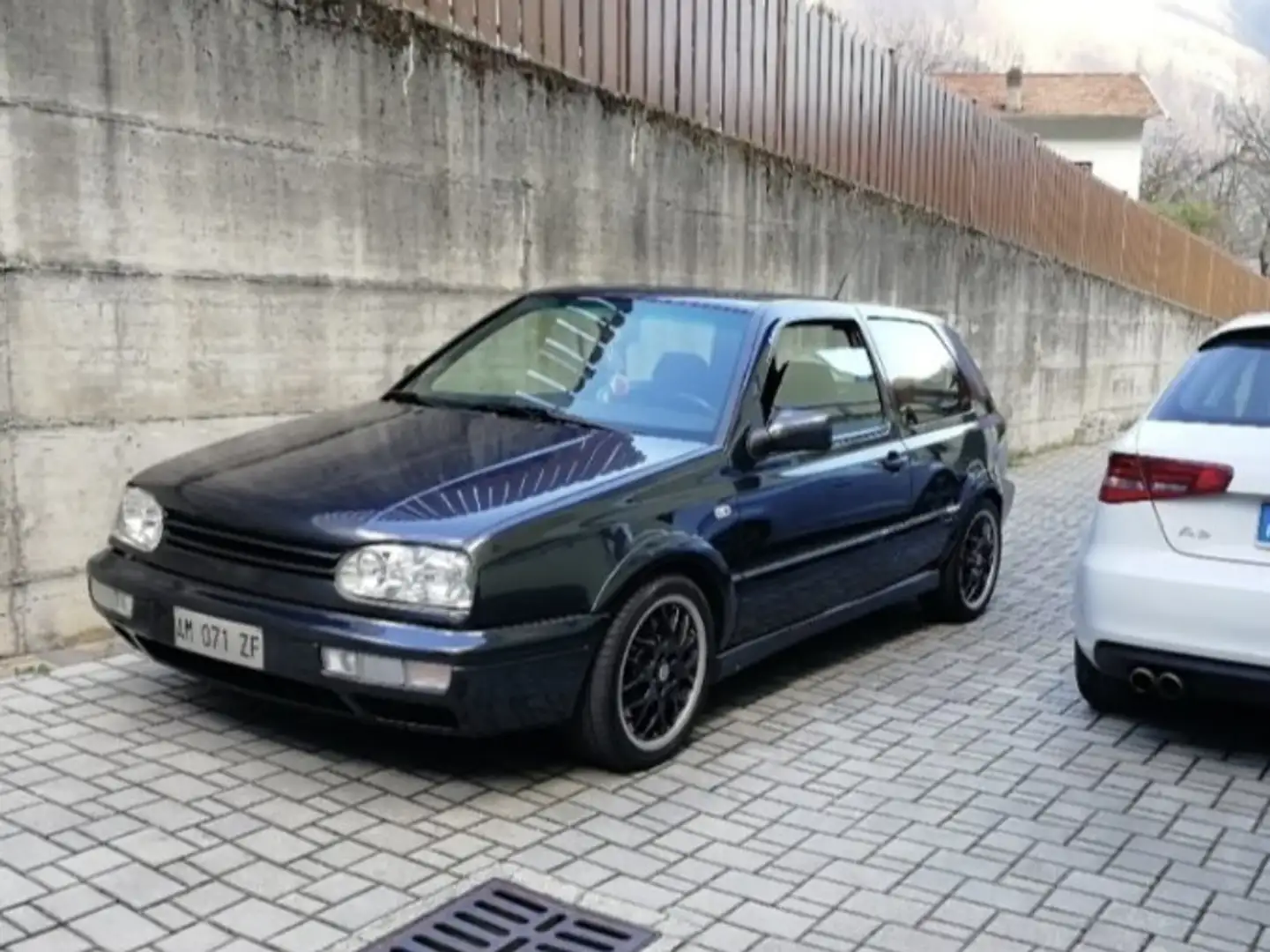 Volkswagen Golf GTI 3p 2.0 16v 20years edition Noir - 1