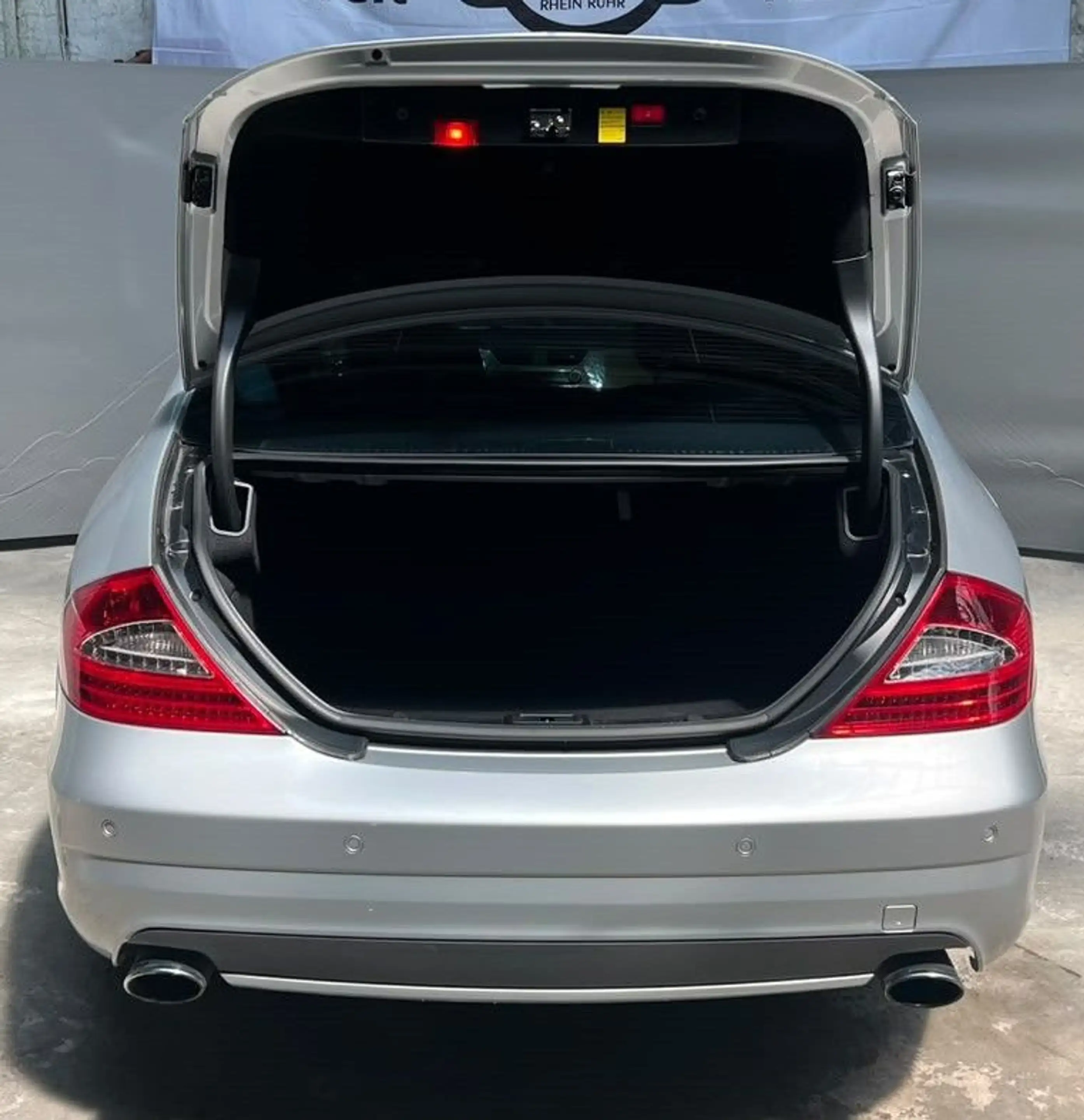 Mercedes-Benz CLS 350 CGI AMG-STYLING Leder — photo 11