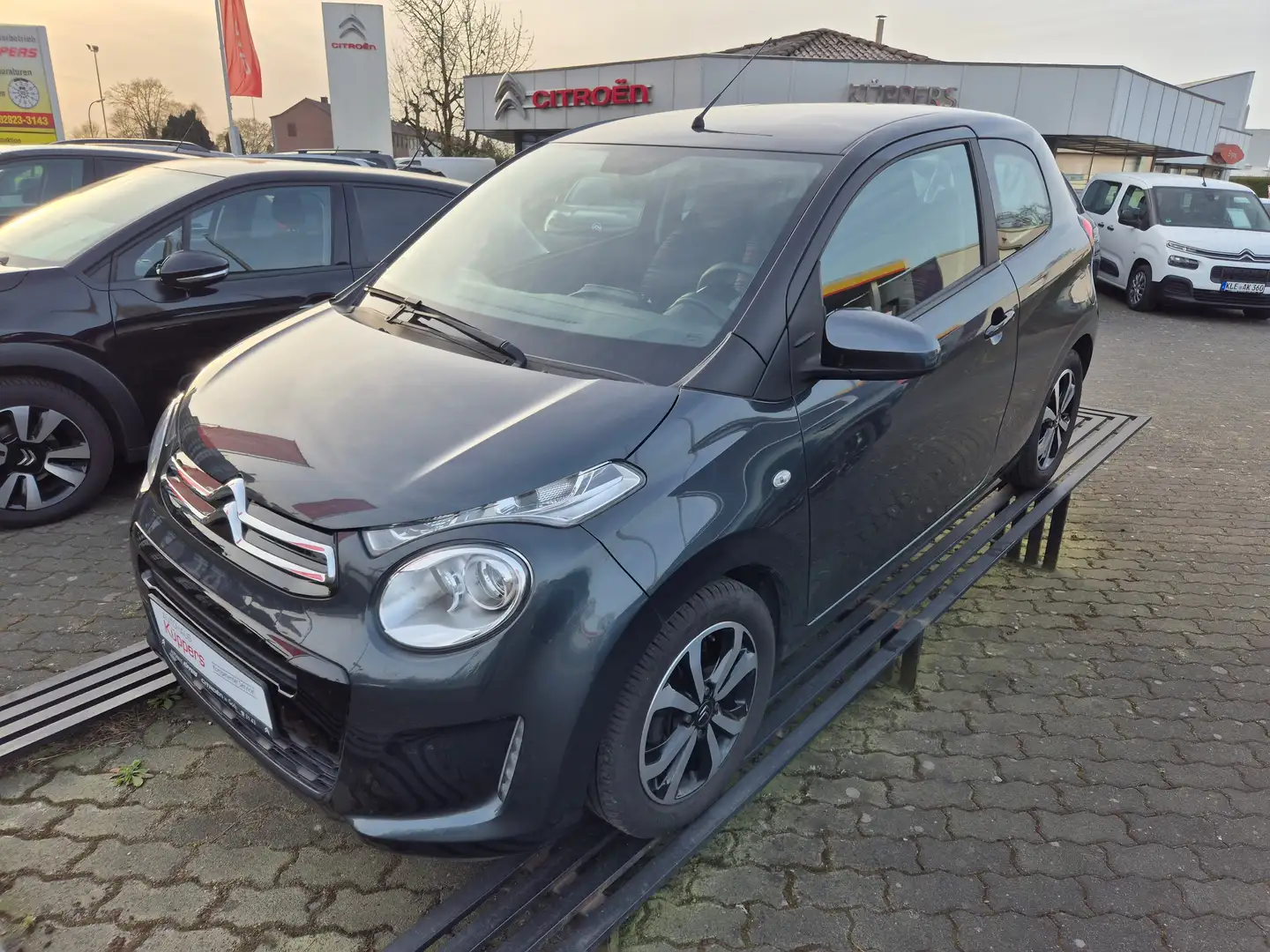 Citroen C1 Shine Šedá - 2