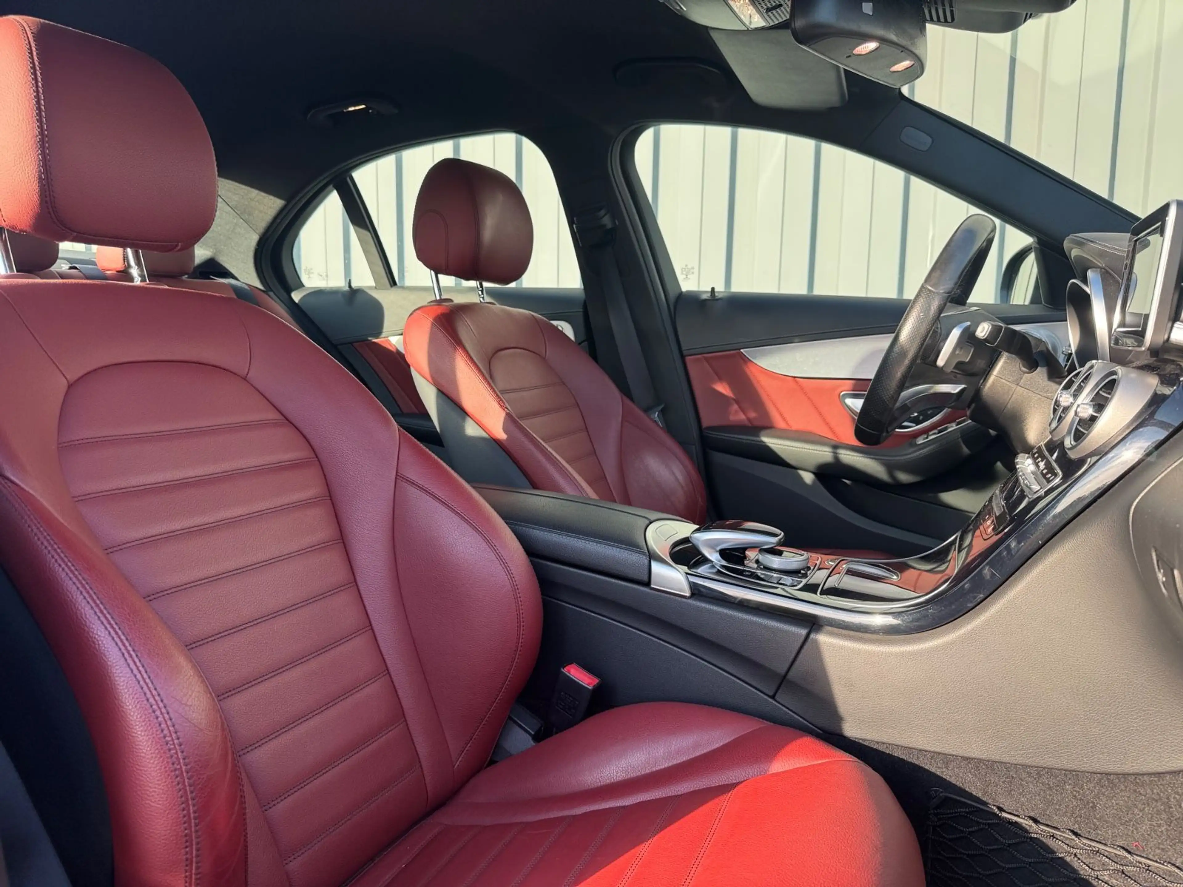 Mercedes-Benz C 250 *AMG*KEYLESS*BURMESTER*MEMORY*DIST+*AHK* — photo 14