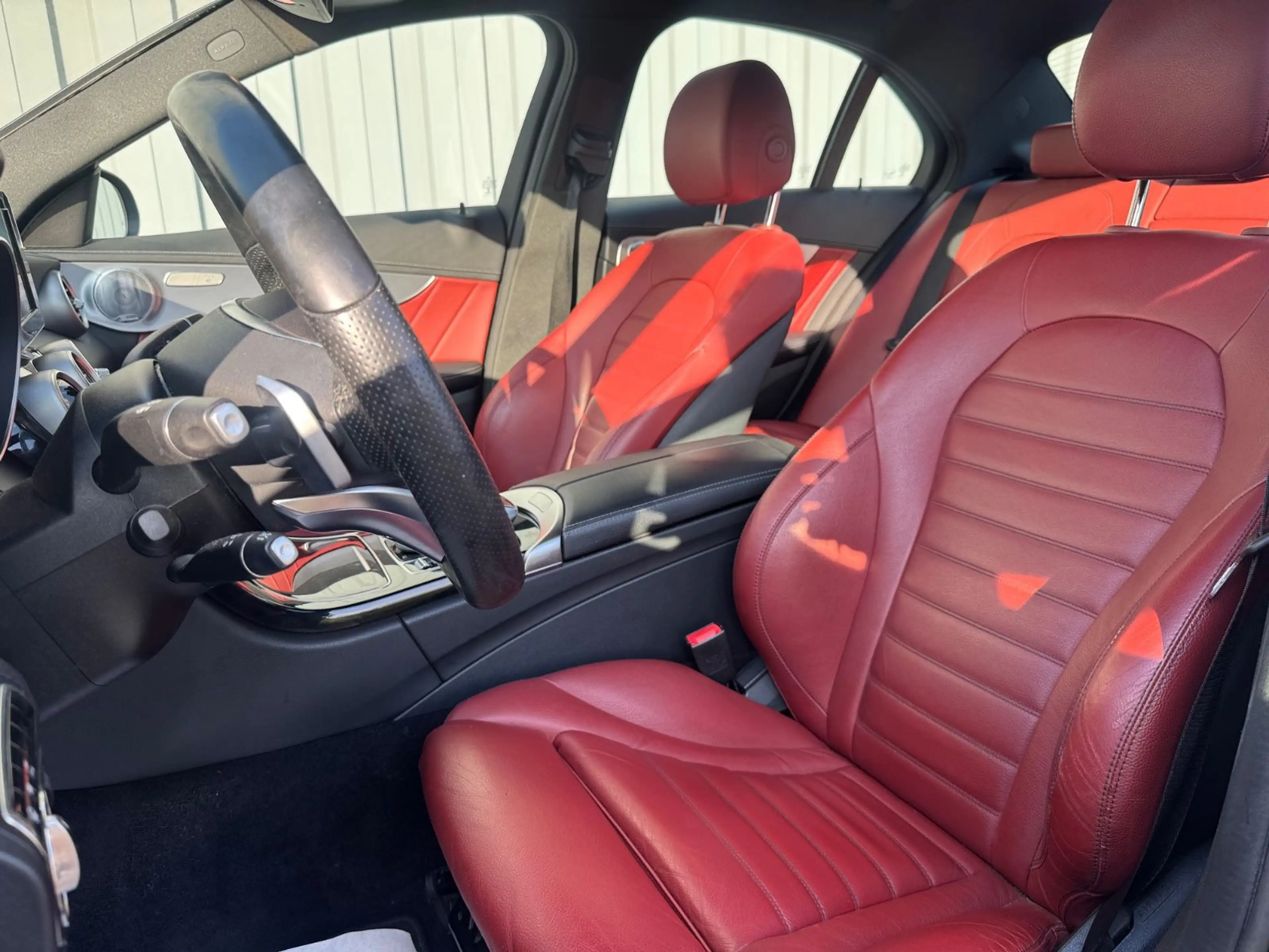 Mercedes-Benz C 250 *AMG*KEYLESS*BURMESTER*MEMORY*DIST+*AHK* — photo 9