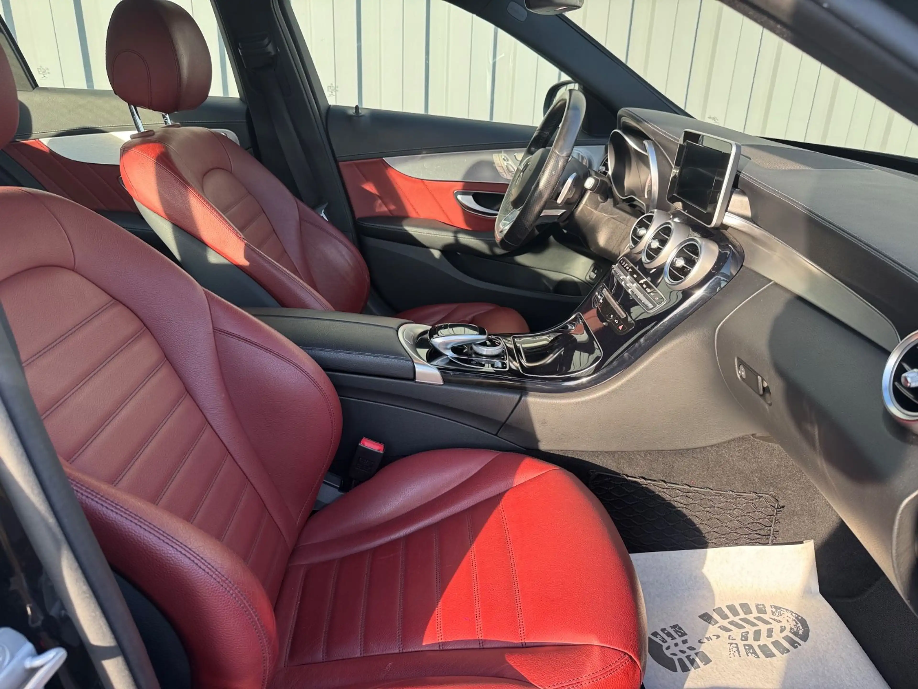 Mercedes-Benz C 250 *AMG*KEYLESS*BURMESTER*MEMORY*DIST+*AHK* — photo 13