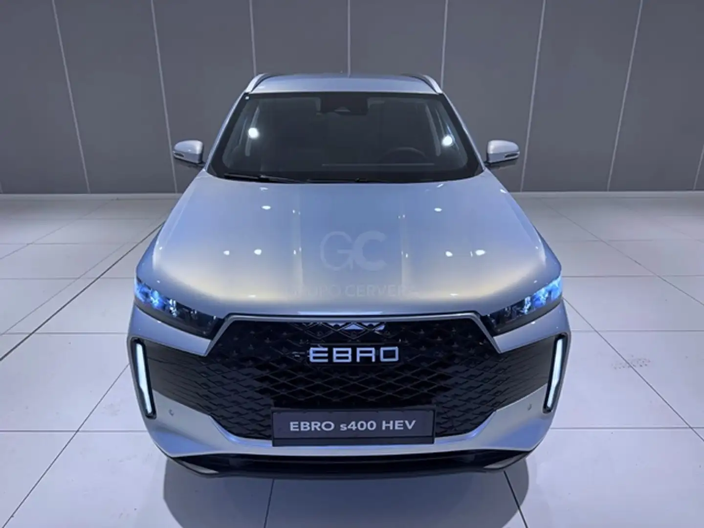 Ebro Sonstige s400 1.5 DHE E-CVT Excellence FWD Silber - 2