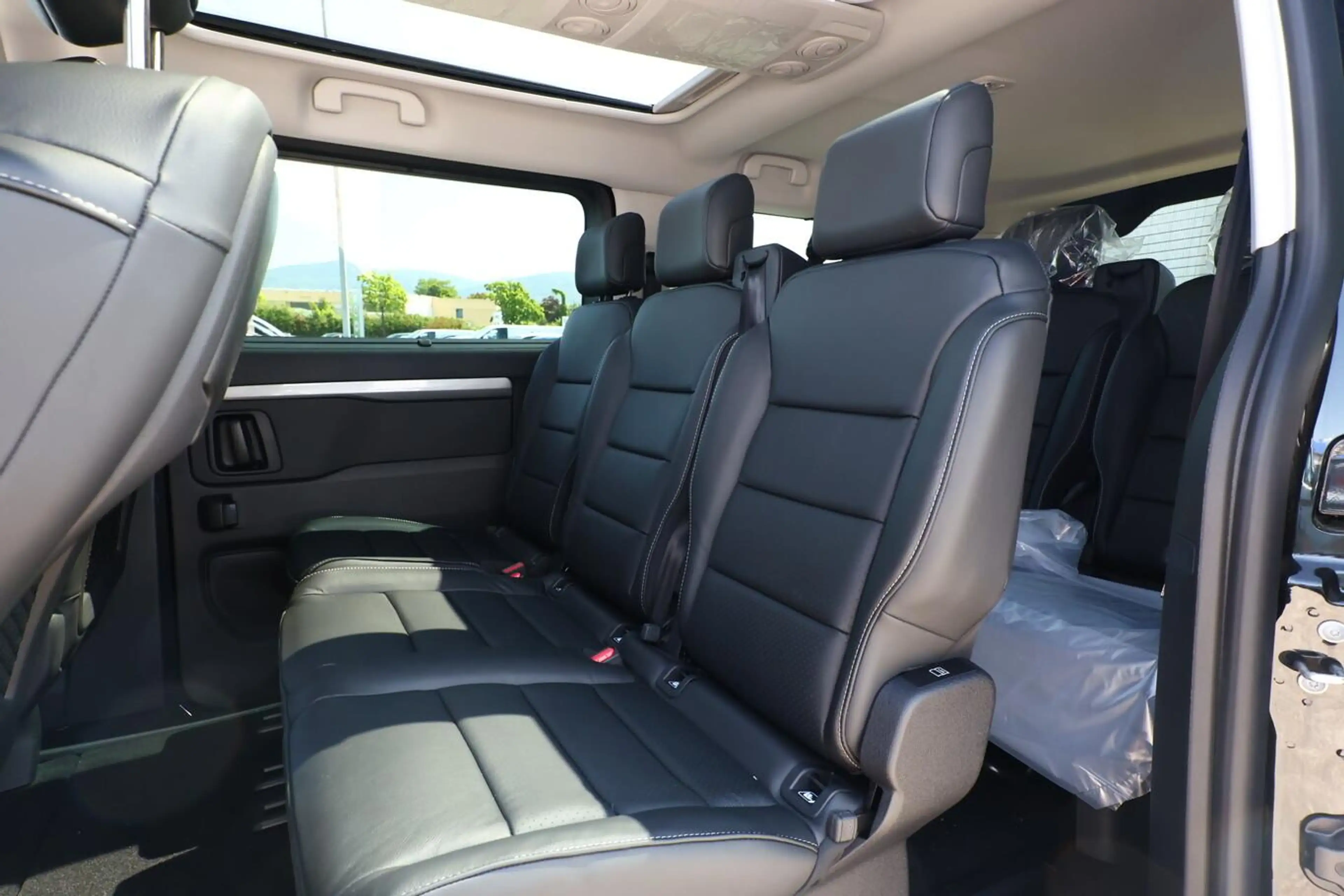 Citroen Spacetourer MAX AT XL Pano AHK Nav Leder Kam Key 132 kW (17... — photo 10