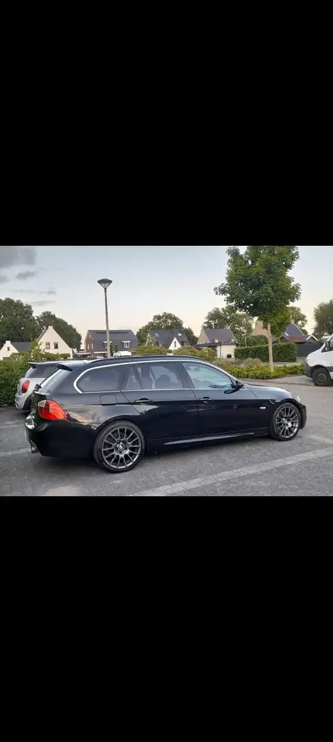 BMW 330 335i Zwart - 2