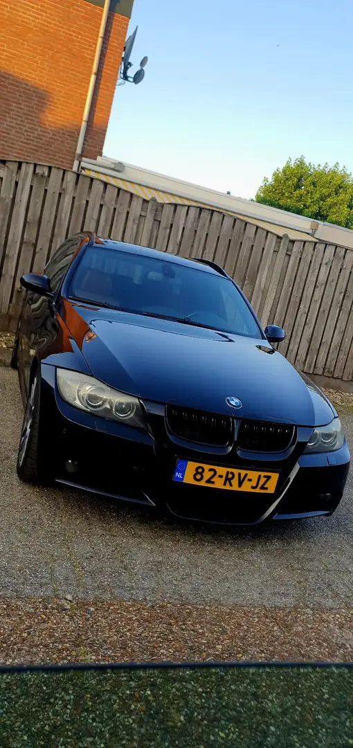 BMW 330 335i Zwart - 1