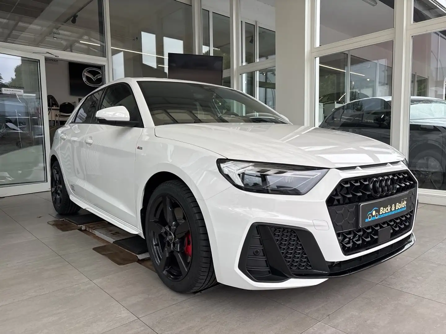 Audi A1 S-line 40 TFSI*RFK,SITZHZG,AMBIENTE,VOLL LED* - 1