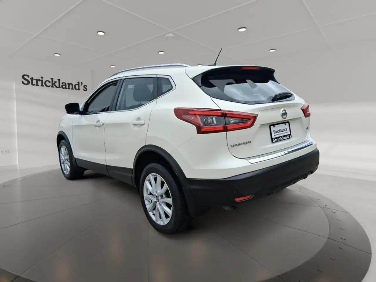 Nissan Qashqai снимка Nissan Qashqai