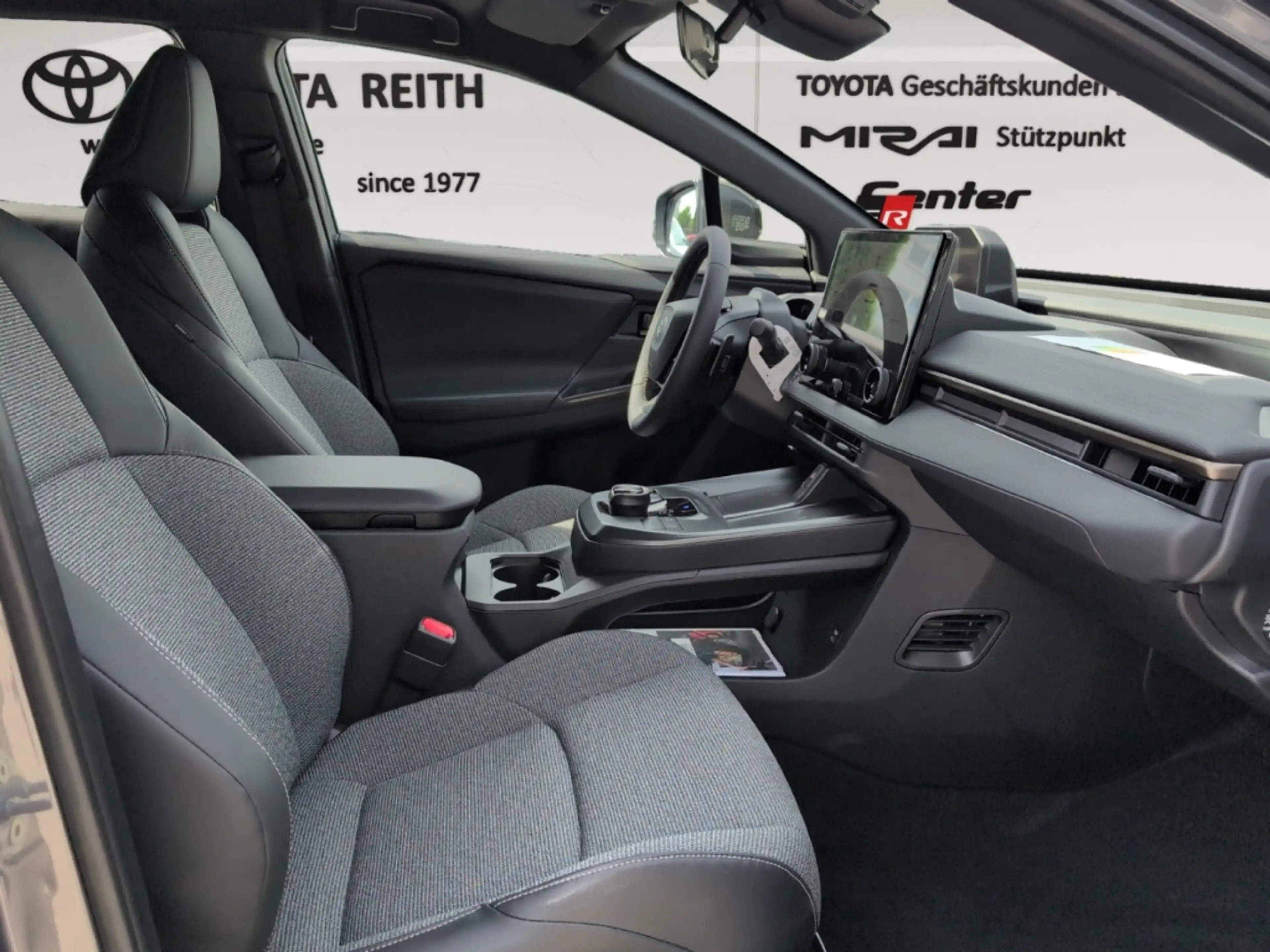 Toyota bZ4X Touring 5-Türer Teamplayer Elektromotor 7 eFH ESP — photo 9