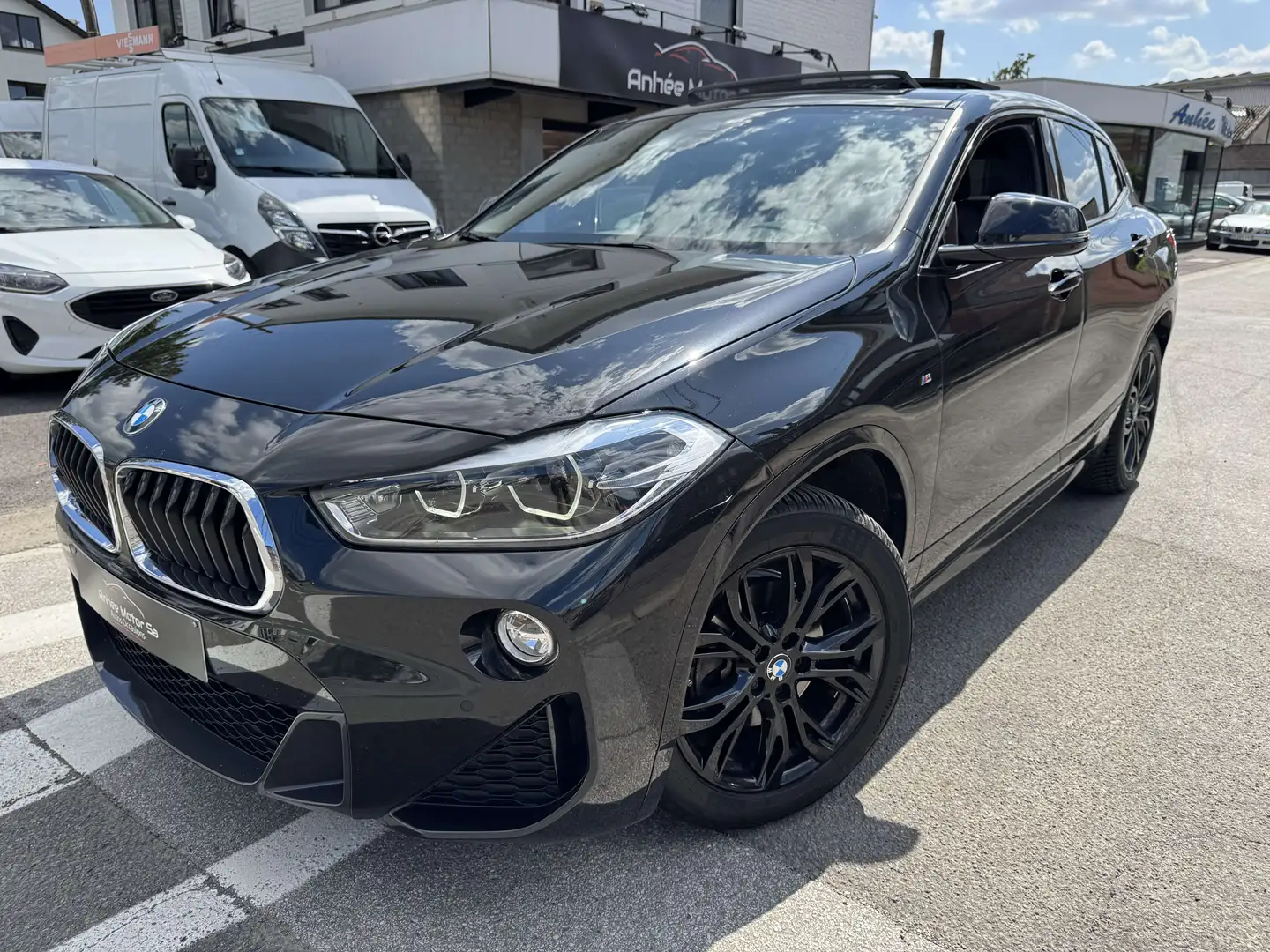 BMW X2 X2 sDrive18i /Pack M/Toit Pano/Full Led/Garantie . Noir - 2