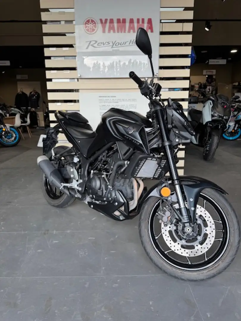 Yamaha MT-03 Negru - 2