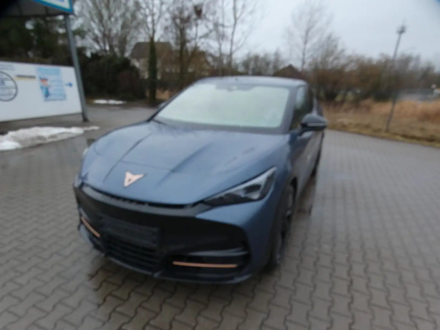 CUPRA Tavascan 4Drive VZ Styling-Paket Adrenaline Navi Bleu - 1