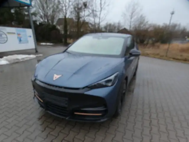 CUPRA Tavascan 4Drive VZ Styling-Paket Adrenaline Navi