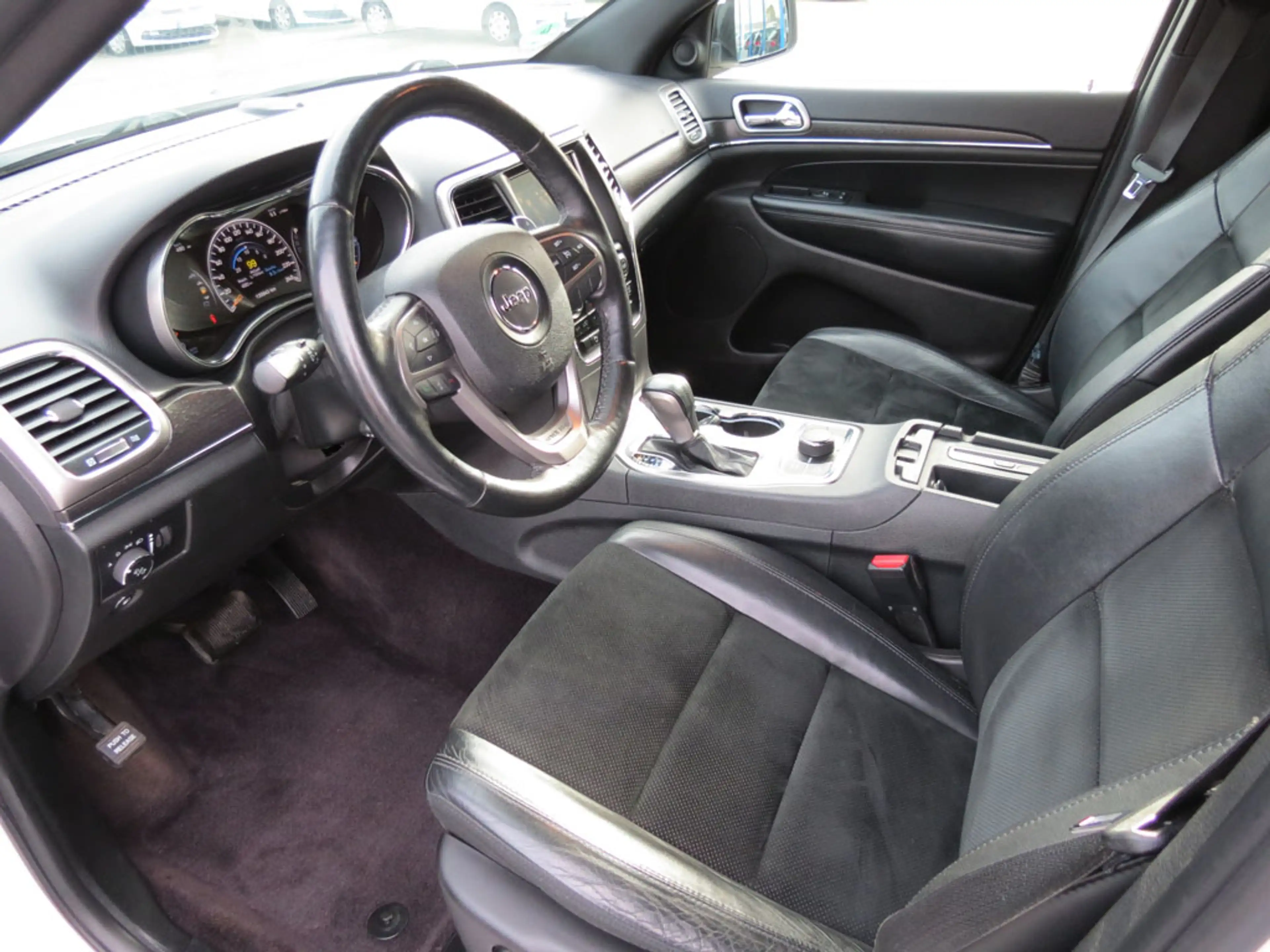 Jeep Grand Cherokee 3.0 CRD Limited Bi-Xenon Kamera Panorama AHK — photo 7