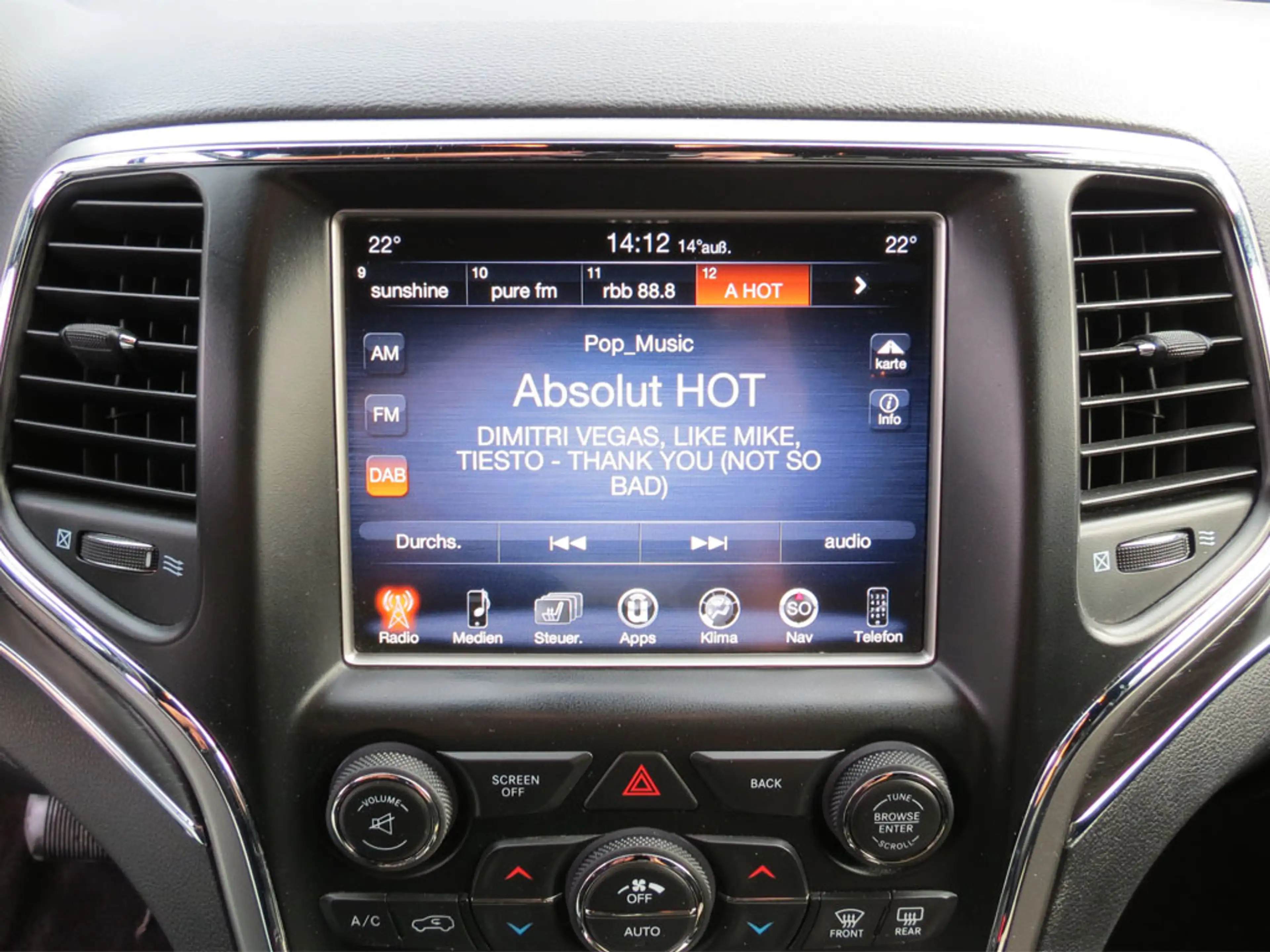 Jeep Grand Cherokee 3.0 CRD Limited Bi-Xenon Kamera Panorama AHK — photo 12