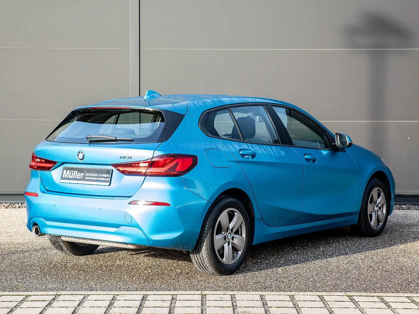 BMW 118 i 5-Tür. Lenkradheiz SH LED PDC LED 1VB DAB Blau - 2