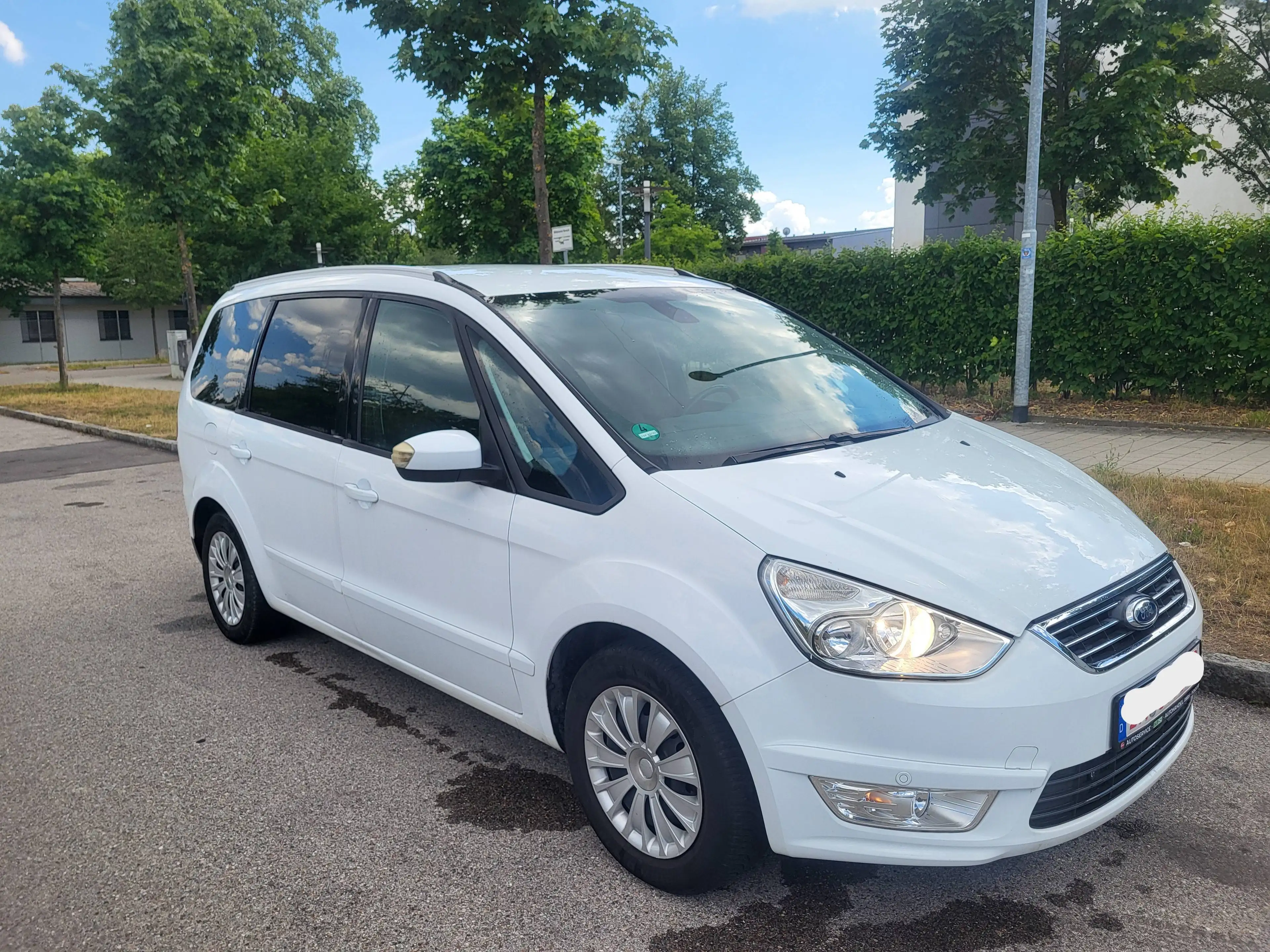Ford Galaxy Viva — photo 8