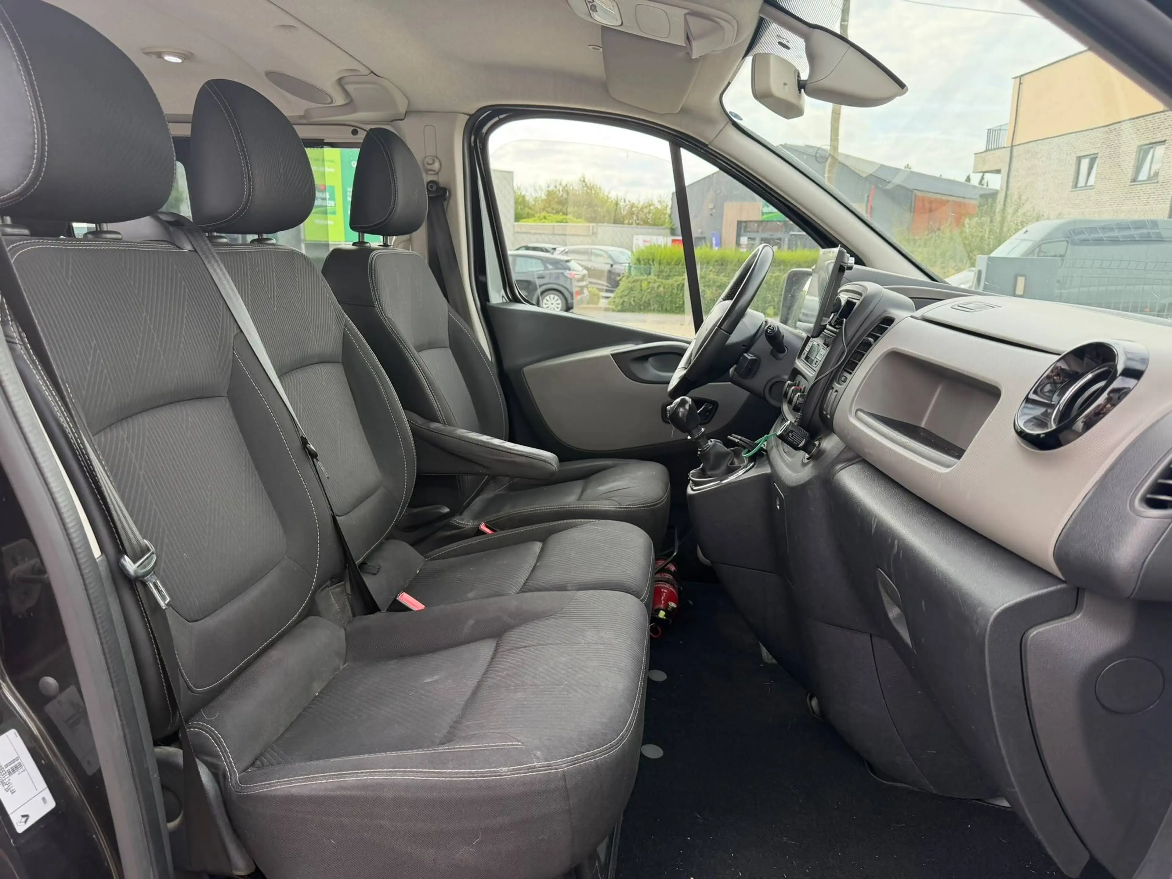 Renault Trafic 1.6CDTI * L2 * DUB CAB * 6ZITPL * BTW WAGEN * APPLE CARPLAY — photo 10
