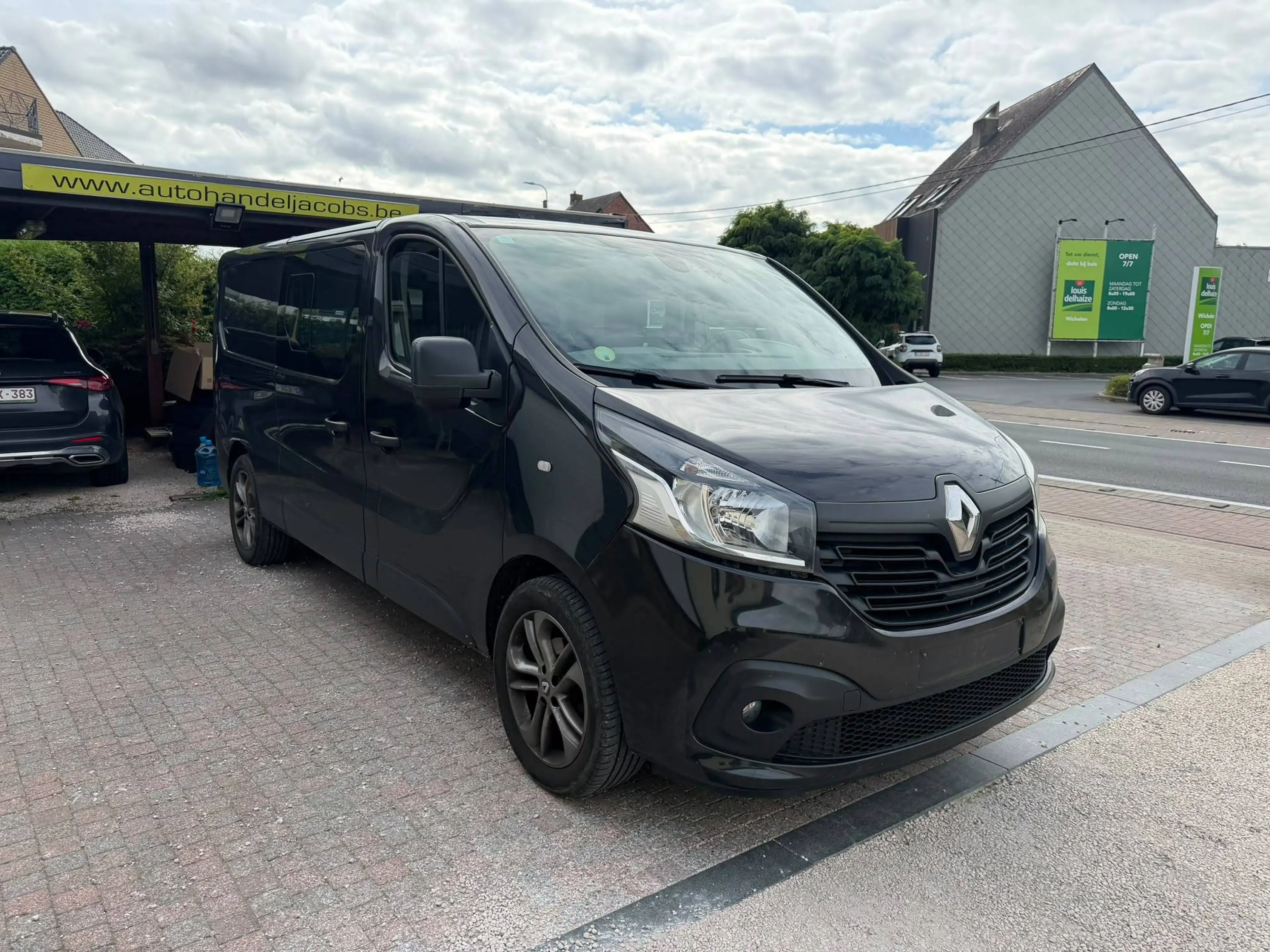 Renault Trafic 1.6CDTI * L2 * DUB CAB * 6ZITPL * BTW WAGEN * APPLE CARPLAY