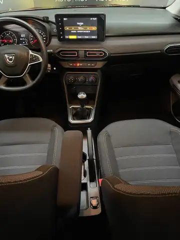 Dacia Sandero view 13