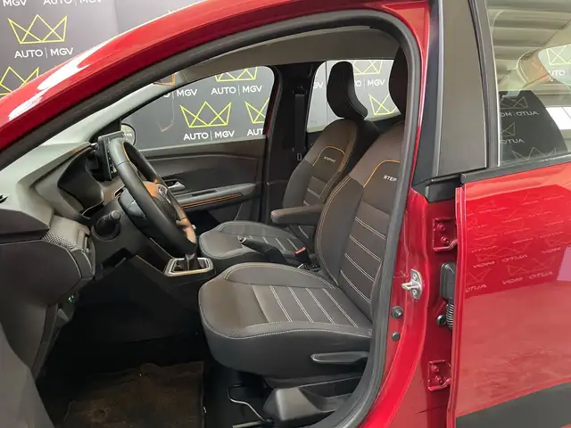 Dacia Sandero view 8